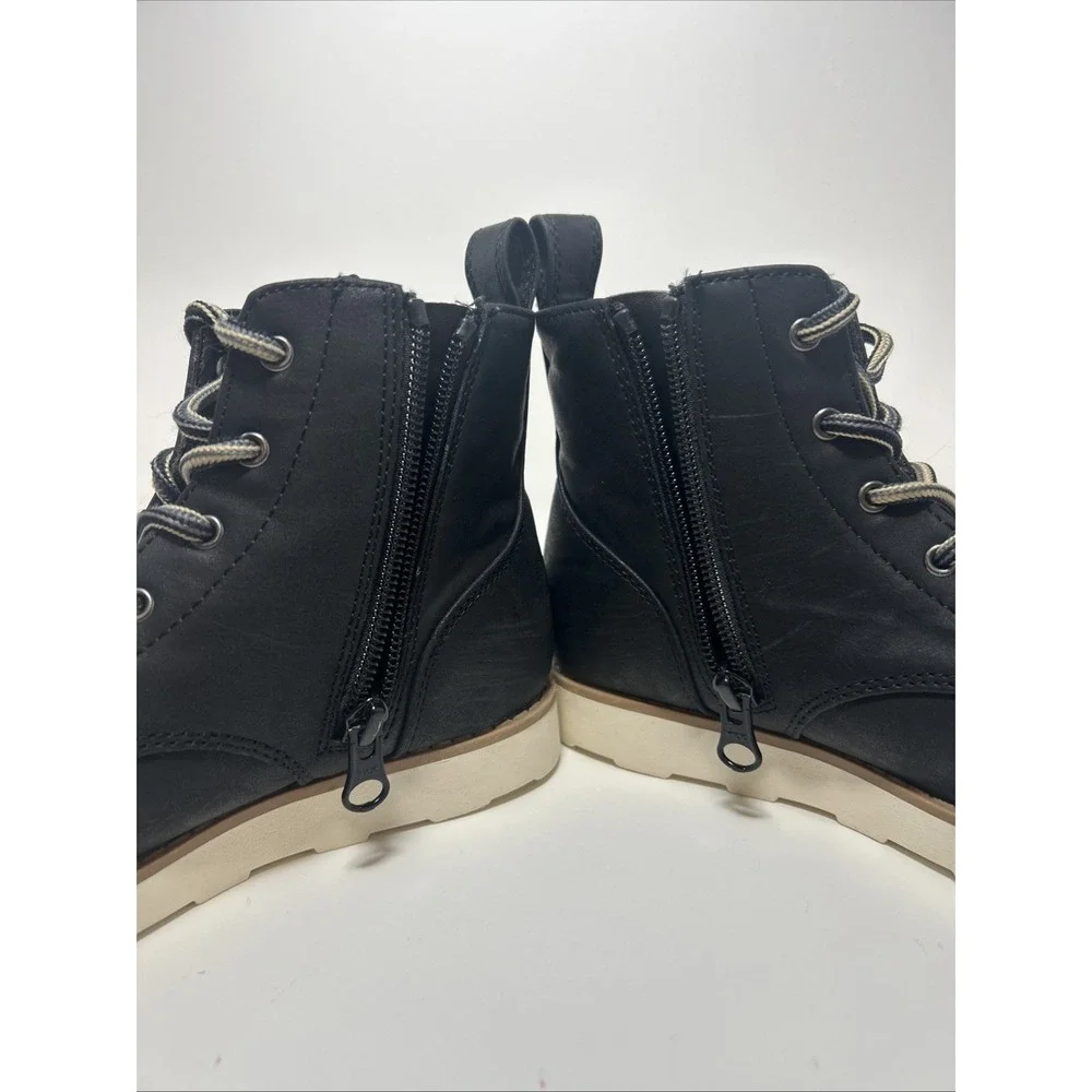 Cat & Jack Bosley Mock Toe Boots Kids Size‎ 1, Black/White Lace Up, Side Zipper